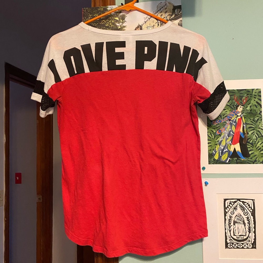 VS pink shirt with mesh sleeve detail